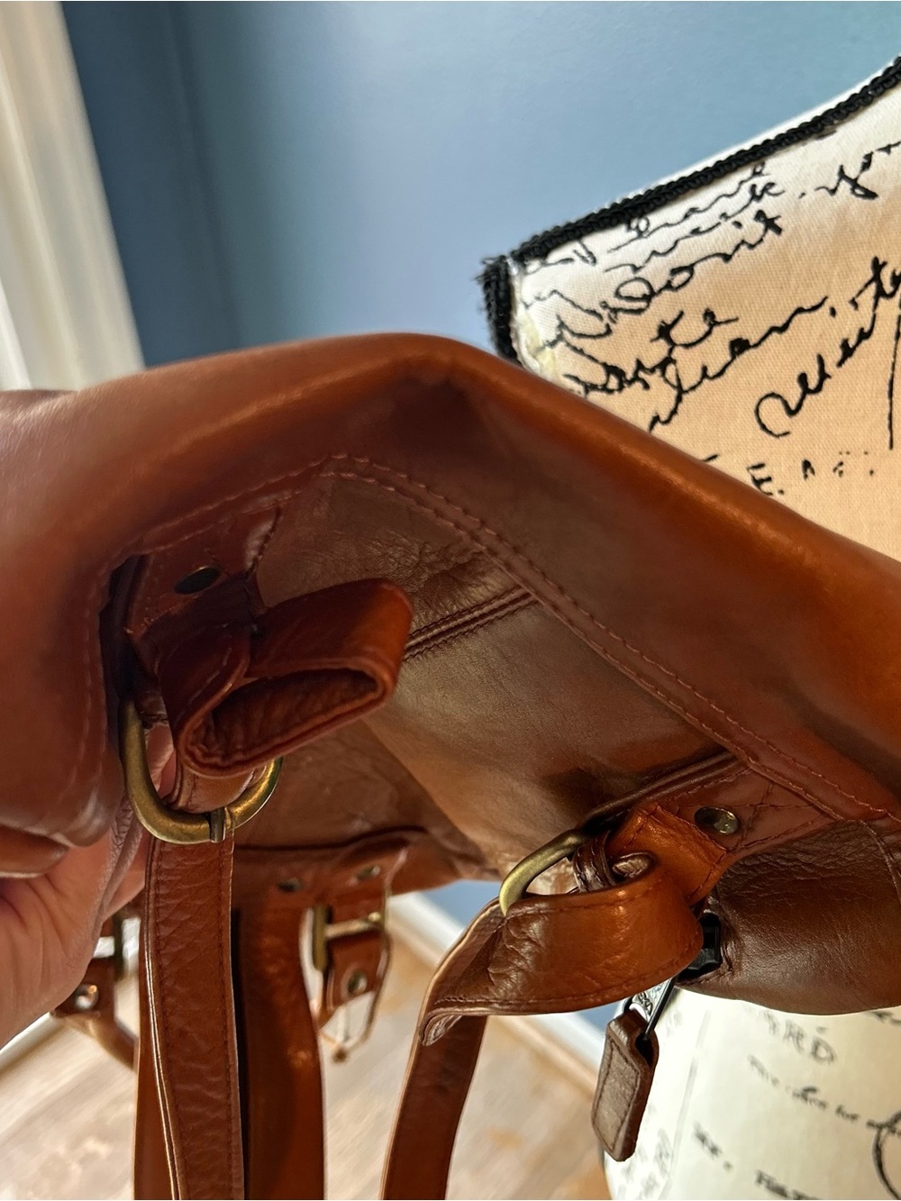Genuine Leather knap sack - Picture 7 of 12